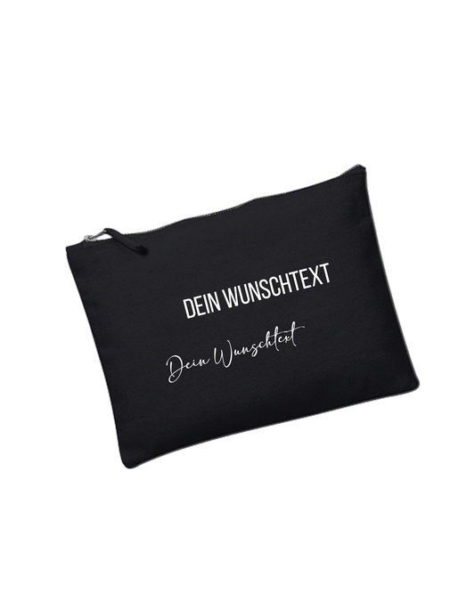 schwarzes Täschchen mit weißer Schrift "Dein Wunschtext" in Blockbuchstaben und verschnörkelter Schrift