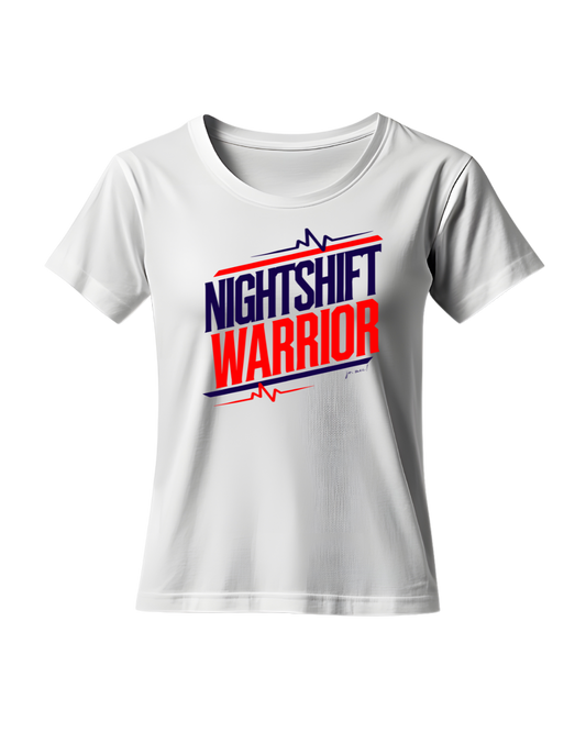 weißes feminines Leiberl mit blau-rotem Textaufdruck "Nightshift warrior" EKG Linien ober- und unterhalb